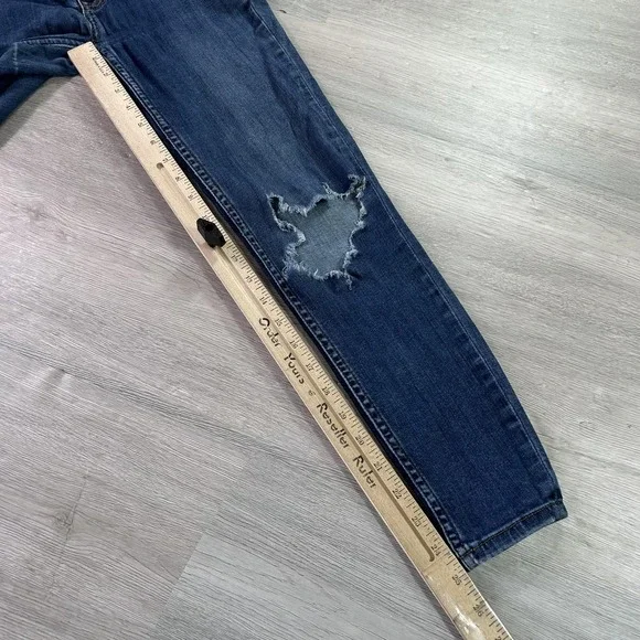 Free People Skinny Jeans Womens 24 Blue Dark Wash Ripped Knees Stretch Denim - Picture 11 of 15